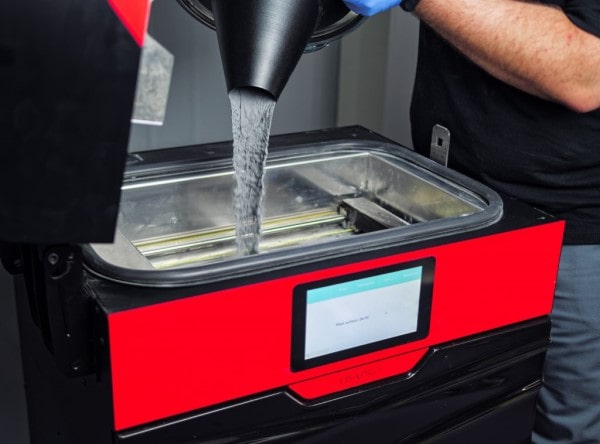 Công nghệ in 3D SLS hợp nhất các bột polymer để tạo hình sản phẩm
