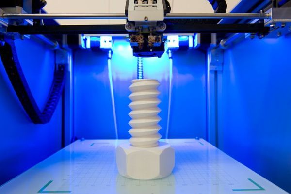 Chế tạo các linh kiện và máy móc bằng in 3D